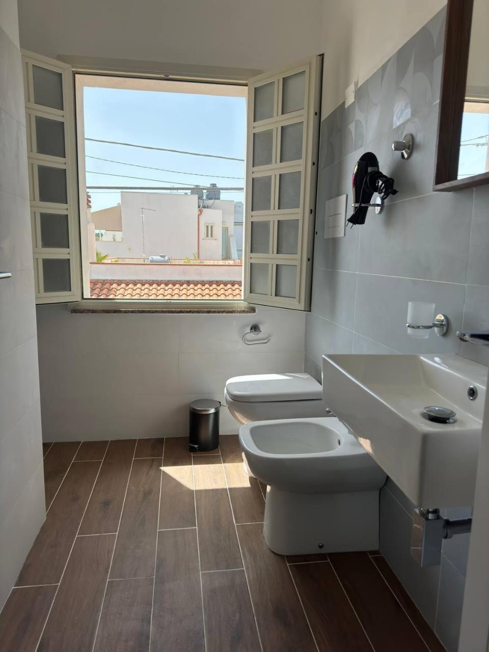 Panima Rooms Calabernardo Luaran gambar